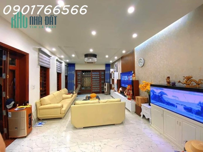 Bán Biệt Thự Siêu Vip, Thành Phố Giao Lưu, Quận Nam Từ Liêm, 189m x 4 T, Gía 39 tỷ.