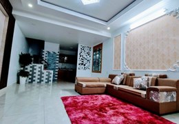 Bán nhà ngõ 96 Chợ Hàng thông Hồ Sen, diện tích 43m 3.5 tầng GIÁ 2.65 tỉ ngõ nông