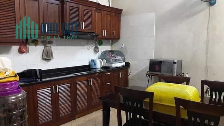 bán nhà trung tâm quận Hoàng Mai phố Trương Định xe ô tô đỗ cửa