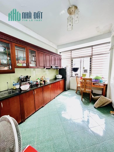 Nhà Khương Đình Thanh Xuân 35m2 ngõ ba gác tránh 6T nhỉnh 4 Tỷ 100m ra phố