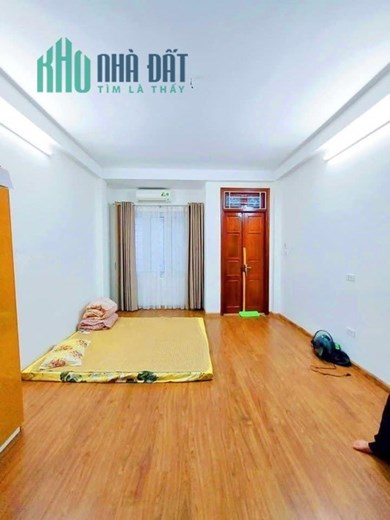 BÁN NHÀ HOÀNG CẦU Ô TÔ ĐỖ CỔNG (7M)-SỔ NỞ HẬU 42M 5TY05