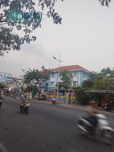 MẶT TIỀN KINH DOANH TÂN KIỂNG 420M2- KHU KINH DOANH ĂN UỐNG SẦM UẤT NHẤT QUẬN 7