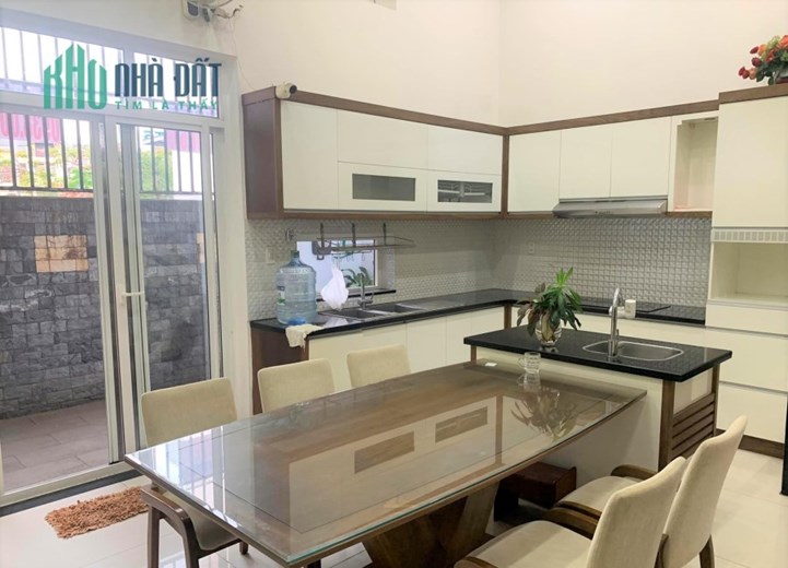 BIỆT THỰ QUẬN 7 KHU DÂN CƯ PHÚ MỸ THÔNG NGUYỄN LƯƠNG BẰNG - CÓ HỒ BƠI