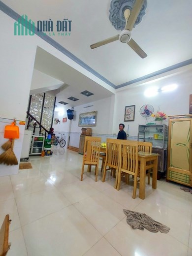 NGộp Bán Nhà HXH thông Trường Chinh 60m2
