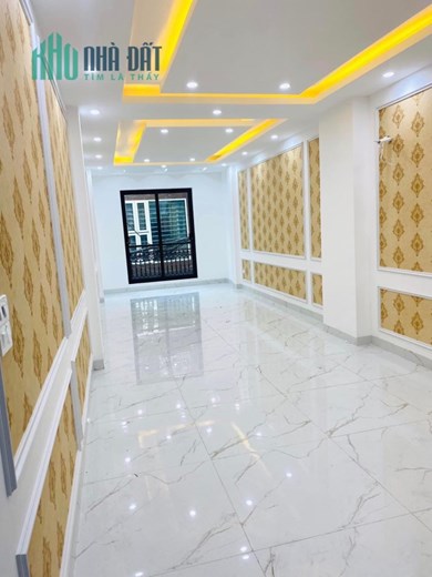 Bán gấp nhà mặt phố Nguyễn Văn Trỗi 6 tầng, thang máy, gara ô tô, kinh doanh, 56m, chỉ 11,65 tỷ