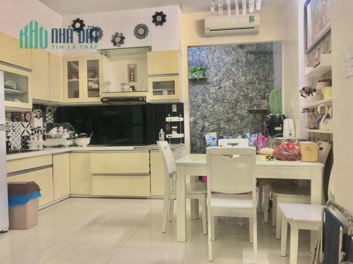 Nhà Lê Đình Lý, 51m ra MT, Kiệt Ô tô thông, 50m2, 2 tầng, đẹp, KD