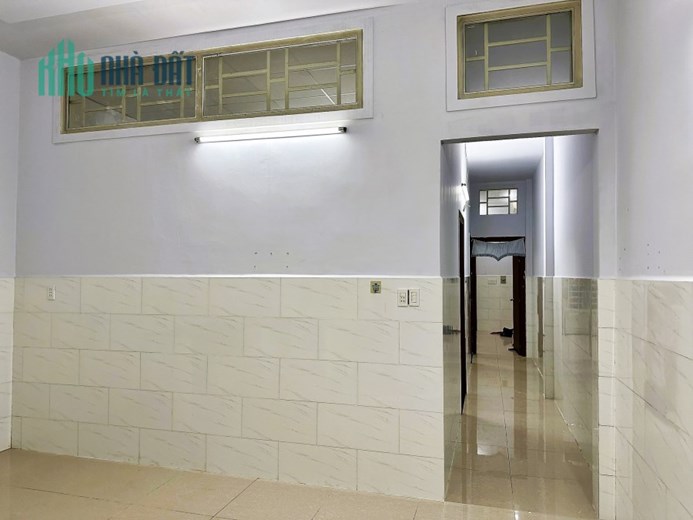 Cho thuê nhà 100m2 2PN hẻm xe tải đường 9 Linh Tây
