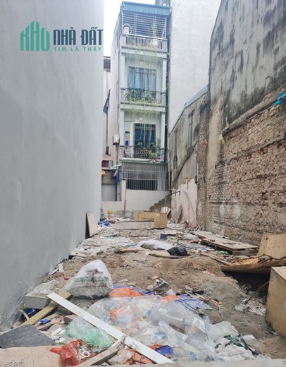 BÁN GẤP đất  cực đẹp mặt phố Ngọc Hồi 67m2,mặt tiền 4,2m  , giá 6,7 tỷ