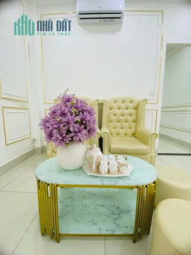 Bán Nhà Mặt Tiền Nguyễn Chí Thanh Phường 12 Quận 5 Giá 35.9 Tỷ.