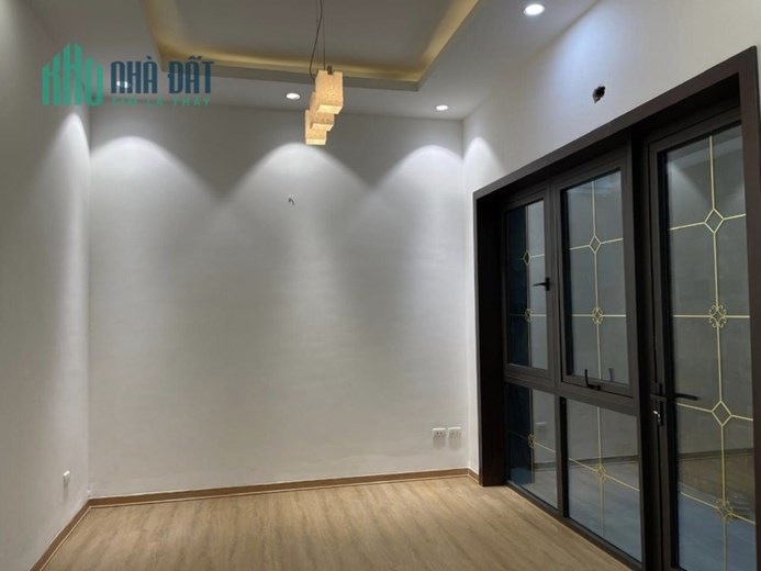 (#6) TOÀ NHÀ THANG MÁY - PHỐ VIP - KD ĐỈNH - 2 MẶT THOÁNG - VỈA HÈ RỘNG - NHÀ MỚI.