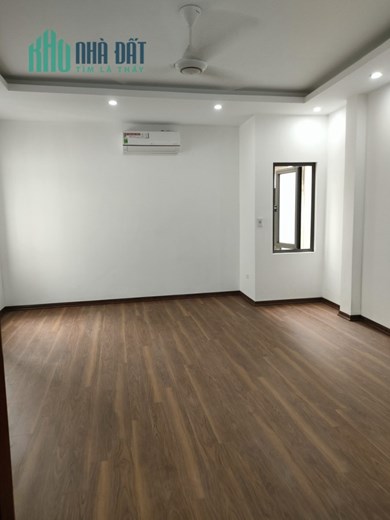 Bán Nhà phố Hoàng Hoa Thám KD 55m 5Tg MT 5m giá chỉ 5,3 tỷ.