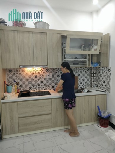 Bán Nhà phố Hoàng Hoa Thám KD 55m 5Tg MT 5m giá chỉ 5,3 tỷ.