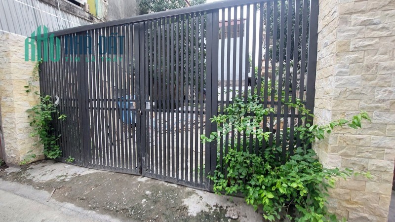 Bán Đất phố Long Biên 380.X Ngoc Thuỵ chỉ 7.8 tỷ diện tich 98 m2 mặt tiền rông 5.9m