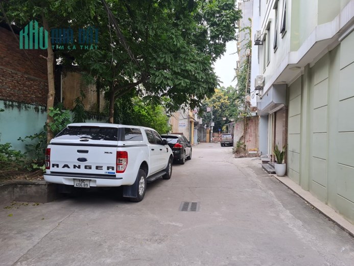 BÁN NHÀ THẠCH BÀN 55 M  CHỈ 5.8TỶ  Ô TÔ  TRÁNH, GẦN AEON MAIL.