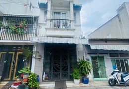 Kế Aeon Tân Phú,4 Tầng Mới Ở Ngay, Hẻm Xe Tải Thông , Cần Bán Gấp.