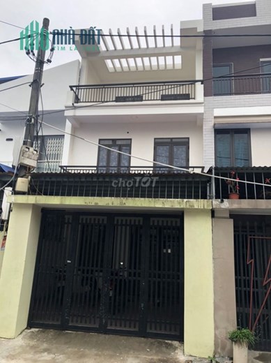 Cho thuê nhà riêng 55m2 x 3 tầng phù hợp làm văn phòng, kinh doanh cửa hàng tại địa chỉ: Đường Kim
