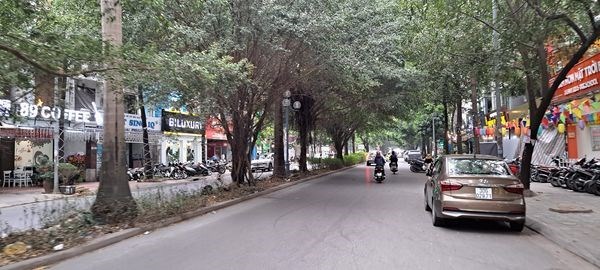 Bán nhà Nguyễn Trí THanh Lô góc 5 tầng oto tránh cách mặt phố 10m chỉ 15 tỷ