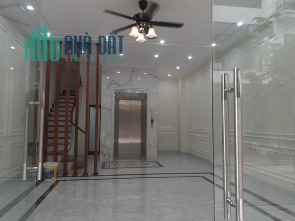 Bán nhà Nguyễn Trí THanh Lô góc 5 tầng oto tránh cách mặt phố 10m chỉ 15 tỷ