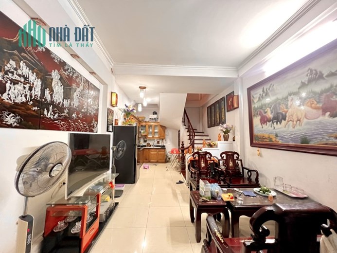 Bán nhà Lê Thanh Nghị 45m2, 5 Tầng. Giá 5.9 tỷ TL