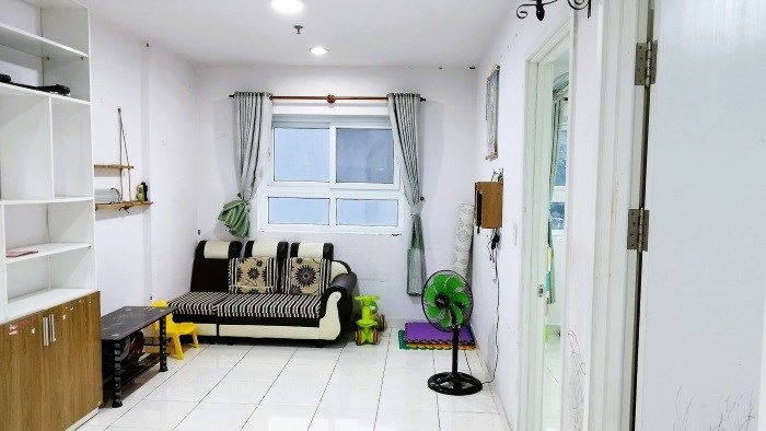Bán căn hộ 62m2 2PN SHR tầng thấp chung cư Linh Trung