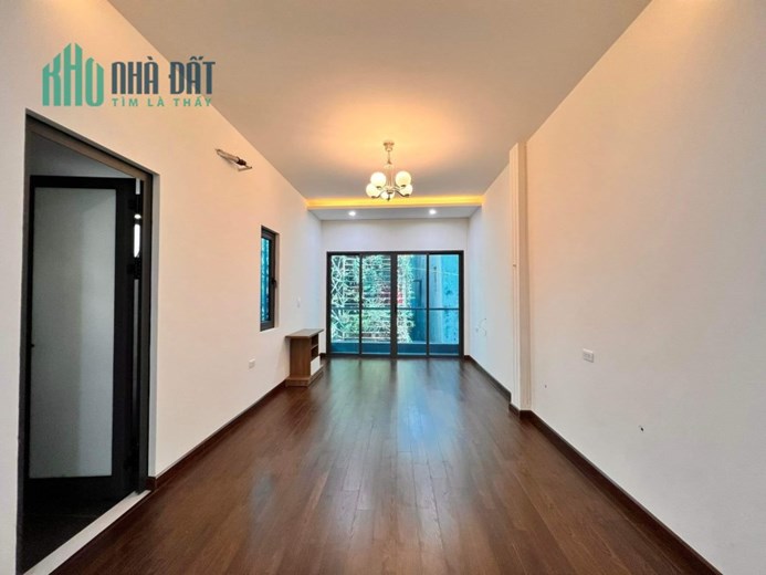 HÀNG ĐẸP. NHÀ PHỐ TRUNG LIỆT , ĐỐNG ĐA, KINH DOANH, NỞ HẬU. CHUẨN HÌN 100. DT 66* 3T.