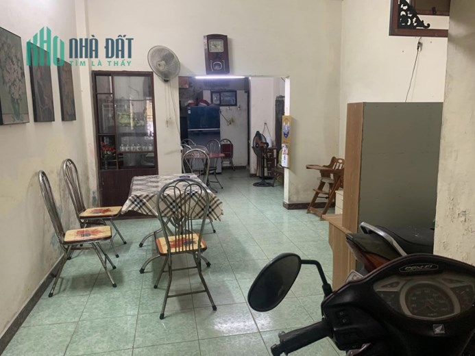 Bán nhà Huỳnh Ngọc Huệ diện tích 100m xây 2 tầng, mặt tiền 7m. Giá 8 tỷ.