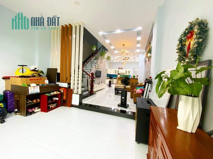 Bán nhà Quận 12 - Đường Nguyễn Văn Quá  - 60m2 giá 7 tỷ.