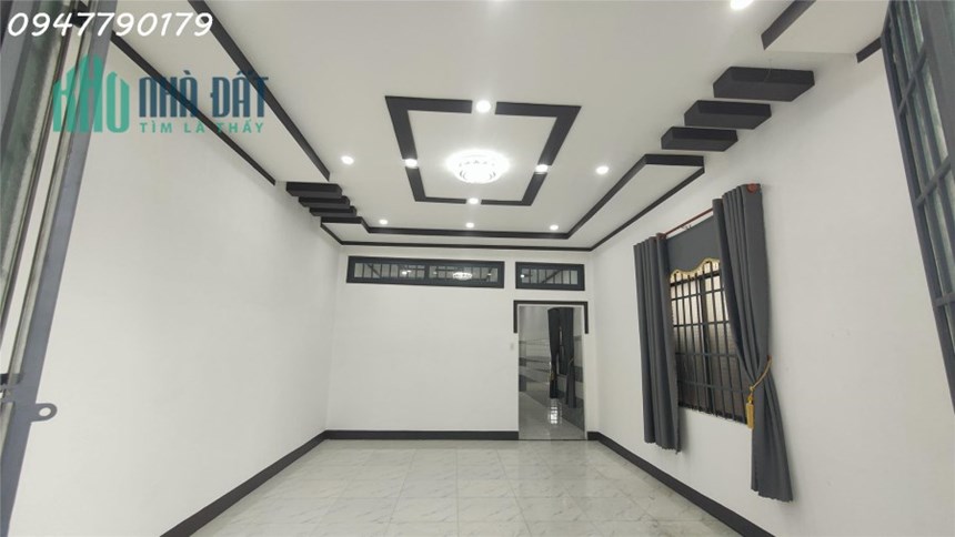 NHÀ CÁCH TRƯỜNG HỌC 50M, THUẬN TIỆN KINH DOANH