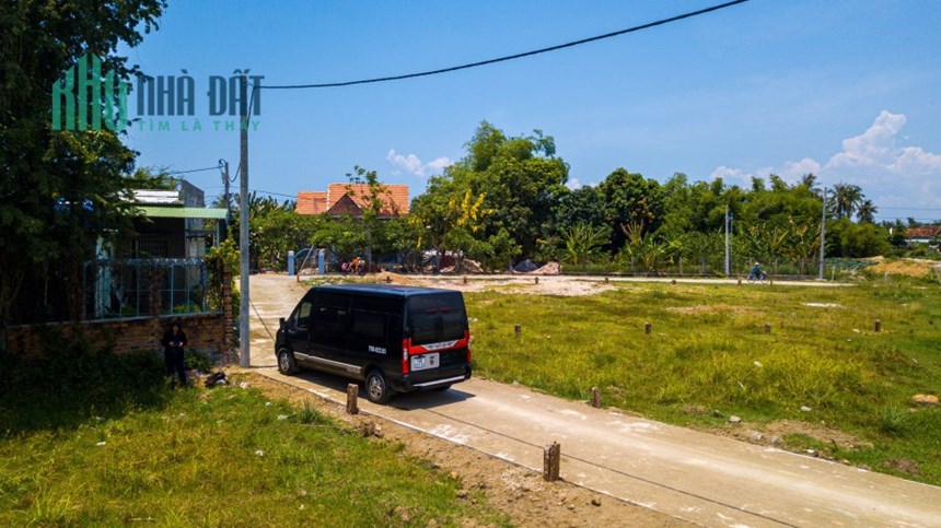 Đất thổ cư sổ sẵn trung tâm KKT Vân Phong, giá đầu tư 899 triệu. Giá đã bao gồm thuế phí.