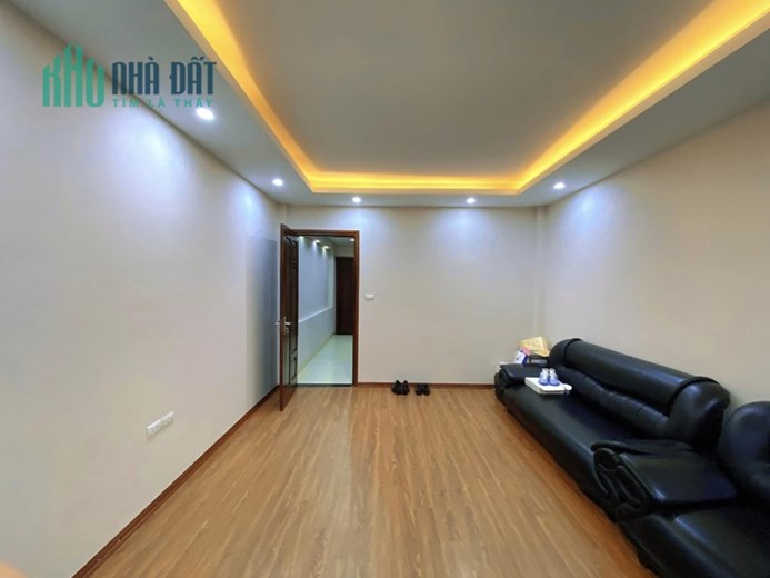 Bán nhà Trần Quang Diệu, Đống Đa, plo ô tô, 8Tầng TM, 71 m2, MT 4.1m, 20.5 tỷ