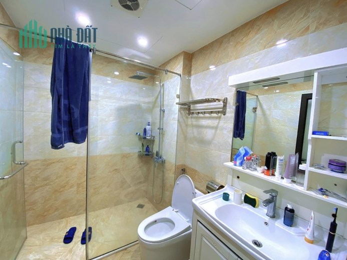 Bán nhà Trần Quang Diệu, Đống Đa, plo ô tô, 8Tầng TM, 71 m2, MT 4.1m, 20.5 tỷ