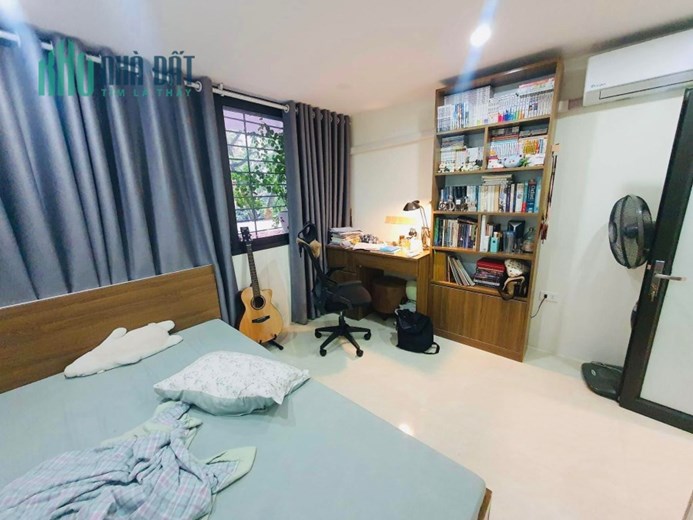 VÀO Ở LUÔN. NHÀ ĐẸP,  LÔ GÓC,  FULL NỘI THẤT, 4PN ,ĐỦ CÔNG NĂNG- CHUNG CƯ ĐỐNG ĐA 100M* MT 5M.