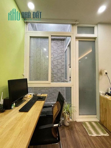 Mặt tiền 57m2 Đường số 12, Quận 4, 16 tỷ