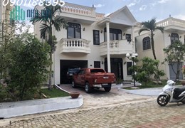 Biệt thự rộng rãi, khá đẹp, cho thuê lâu dài, giá rẻ