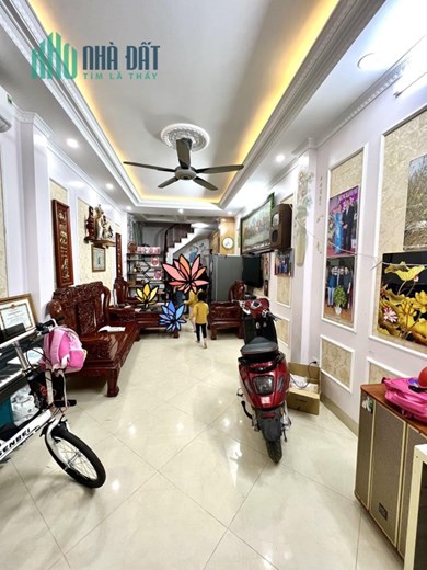 Trần Khát Chân, Trung tâm Hai Bà, 41m2, 4 tỉ, 4 tầng 5 ngủ, đầy đủ công năng
