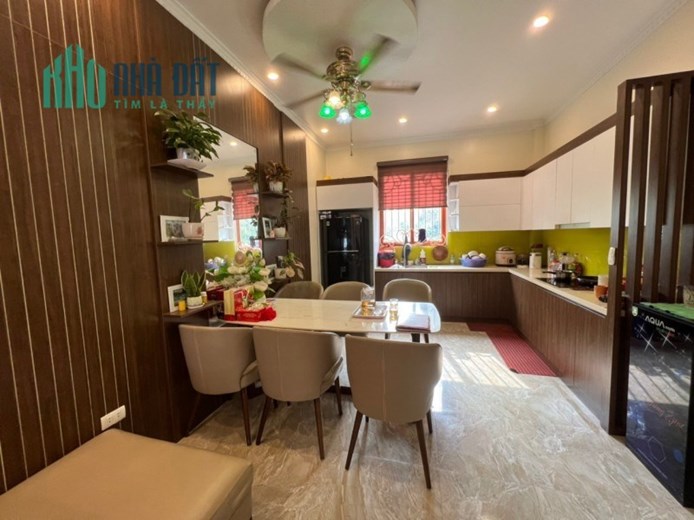 Bán Lê Thanh Nghị hàng xóm Đại học, thoáng trước sau, DT41m2, giá 3 tỷ7.