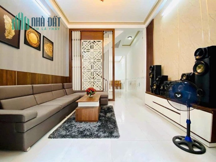 Bán nhà Lê Văn Thọ, Vị Trí Đẹo, Hẻm xe Tải, 4x14m, Nhà đẹp - Giá Tốt