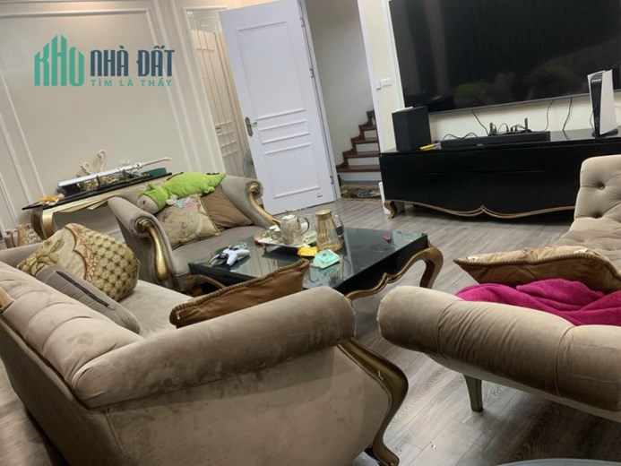 Bán nhà 59m2 phố Nghi Tàm, Tây Hồ Gara Ô tô thông Thang máy XỊN Kinh doanh Sầm uất 12.4 Tỷ