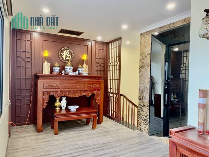 Bán nhà 55m2 phố Nghi Tàm, Tây Hồ Gara Ô tô thông Thang máy Kinh doanh 12.3 Tỷ