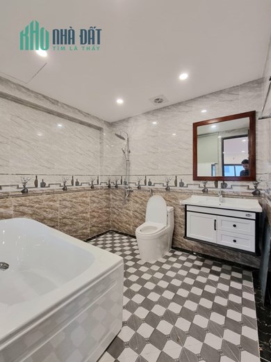 Bán nhà 57m2 phố Nghi Tàm, Tây Hồ Gara Ô tô Thang máy Kinh doanh đắc địa 12.5 Tỷ