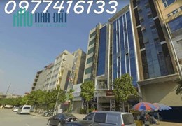 Siêu phẩm toà Building 8 tầng mặt phố Dương Đình Nghệ, Cầu Giấy, có hầm, thang máy, vỉa hè