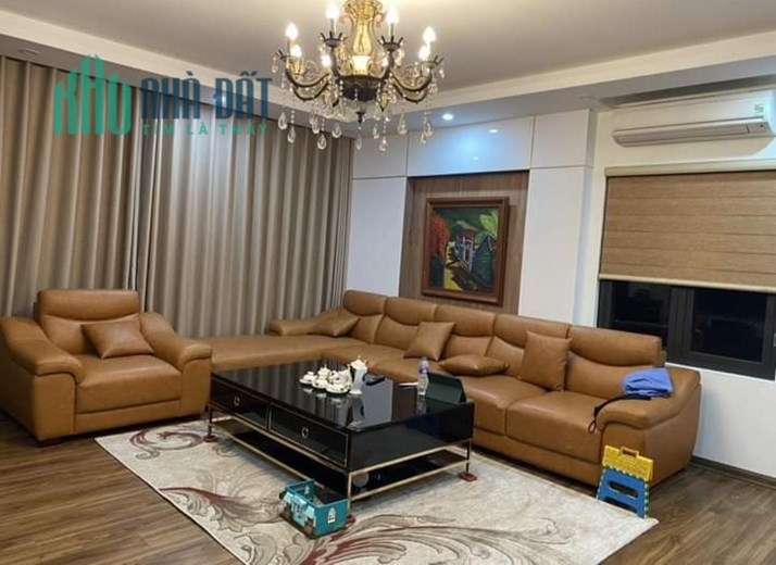 Bán gấp nhà Dương Quảng Hàm, Cầu Giấy 50m giá 7.2 tỷ, kinh doanh đa dạng