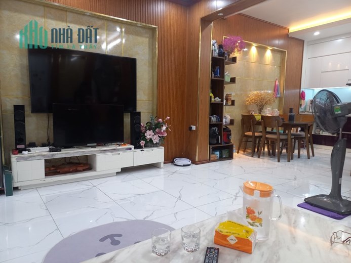 Chính chủ bán nhà phố Nguyễn Công Hoan, 46m2, 6 tầng, hàng xóm VTV, KD sầm uất
