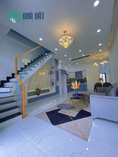 NHÀ LÊ VĂN QUỚI, BÌNH TÂN - HẺM 8M THÔNG - 56M2 - GIÁP TÂN PHÚ - CHỈ 4.35 TỶ TL