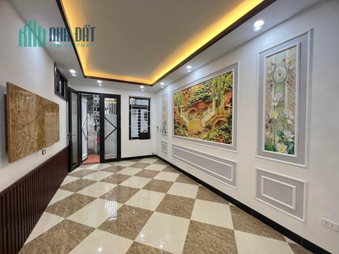 📣NHÀ KHƯƠNG TRUNG, NHÀ MỚI ĐẸP, NGÕ RỘNG Ô TÔ ĐỖ CỔNG,DIỆN TÍCH 30m2,5 TẦNG, GIÁ 2,9 TỶ.