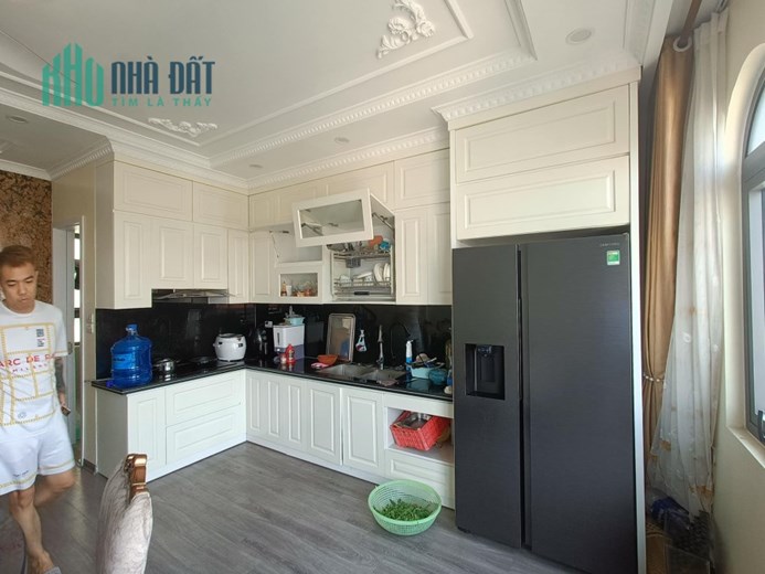 Bán nhà 57m2 phố Nghi Tàm, Tây Hồ Gara Ô tô thông Thang máy XỊN Kinh doanh đa dạng 12.2 Tỷ