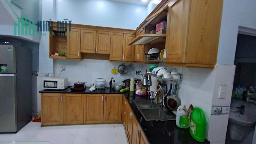 CHỈ MỘT CĂN DUY NHẤT BÌNH TÂN - QUỐC LỘ 1A - HẺM XE HƠI VÀO NHÀ CHỈ 4.X NHỎ TỶ