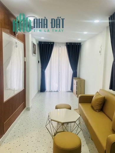 Căn góc 2 MT nhà  mới sân trước nhà rộng 10m Cô Giang PN nhỉnh 3 tỷ
