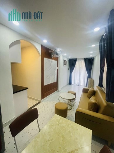 Căn góc 2 MT nhà  mới sân trước nhà rộng 10m Cô Giang PN nhỉnh 3 tỷ