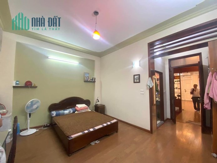 Bán liền kề rẻ nhất kđt Vạn Phúc - nhà đẹp- kinh doanh văn phòng - 75m2 - giá 11 tỉ